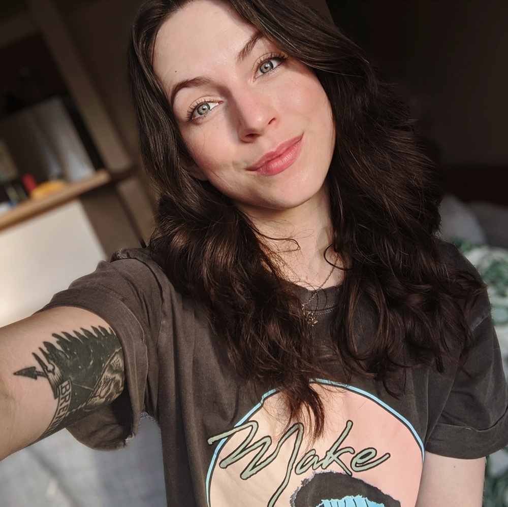 Meet your Posher, Meteja